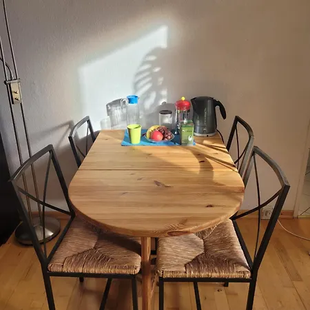 Cosy In Ruhiger Citylage In Berlin-mitte *